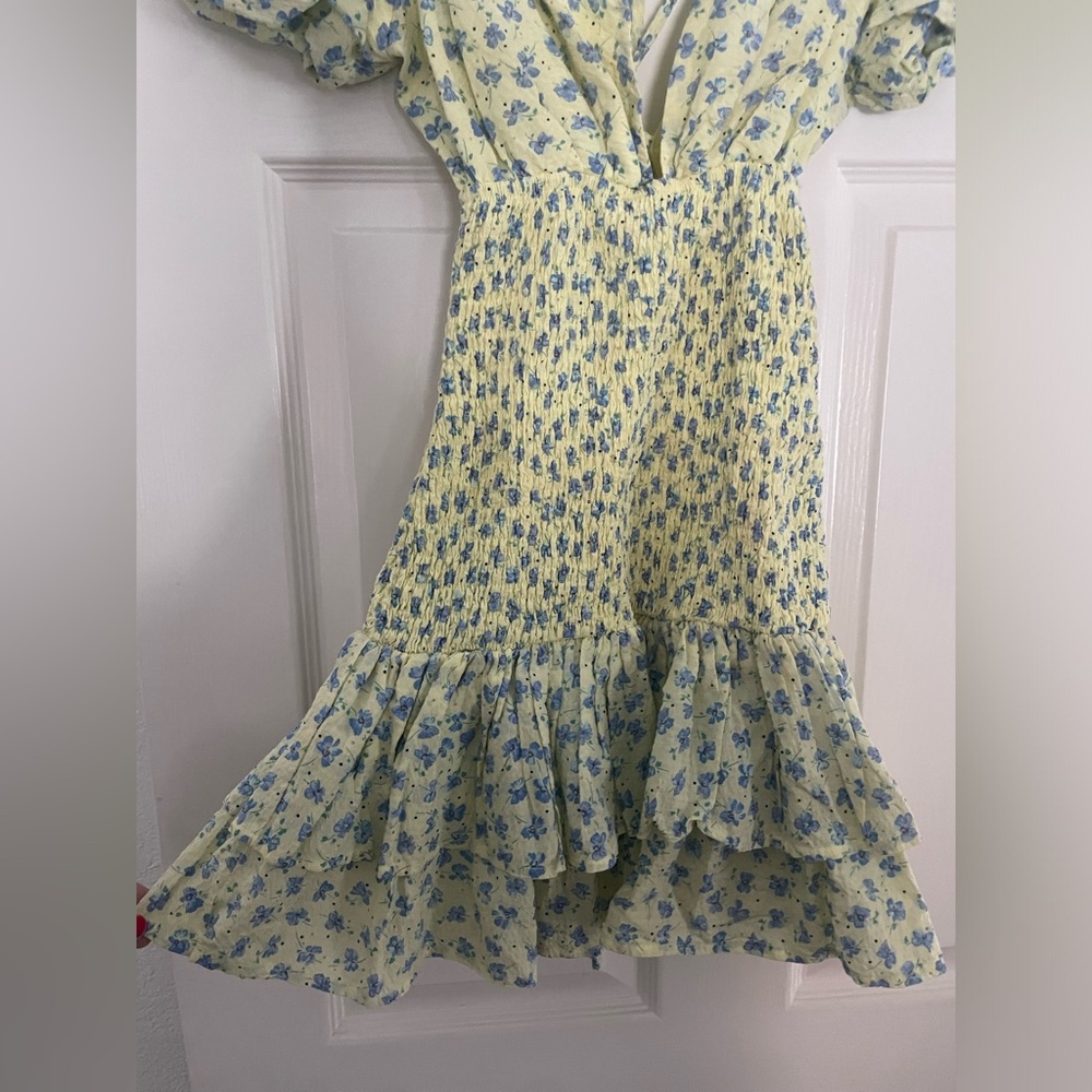 y&i Dress - Picture 5 of 6